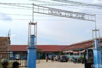 1758800429515-keracunan-mbg-1758792300830_169