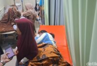 1759427032042-cintya-irt-di-lubuklinggau-yang-terluka-akibat-ditikam-tetangganya-sendiri-1759397236740_169