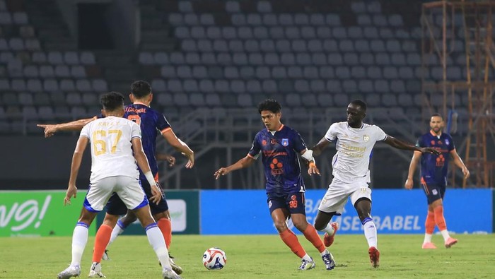 1761327262177-laga-sumsel-united-vs-adhyaksa-banten-fc-1761319824195_169