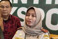 1761391954387-kepala-balai-karantina-sumsel-sri-endah-ekandari-1761319544503_169