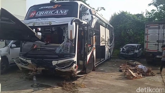 1761565139122-bus-po-haryanto-1761536846537_169