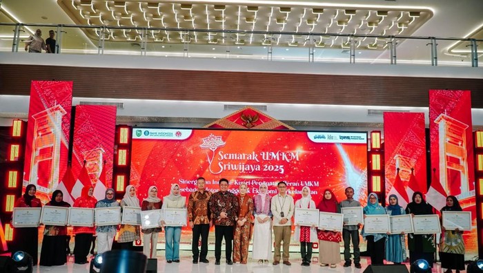 1761672817083-kantor-perwakilan-bank-indonesia-provinsi-sumatera-selatan-menyelenggarakan-semarak-umkm-seru-sriwijaya-2025-1761657730475_169