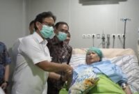 1761932203089-menkes-tinjau-operasi-jantung-pertama-di-rsud-jambi-1761911688856_169