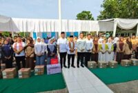 1762407552330-bantuan-dumisake-pendidikan-disalurkan-ke-siswa-siswa-di-2-kabupaten-di-jambi-1762369143929_169