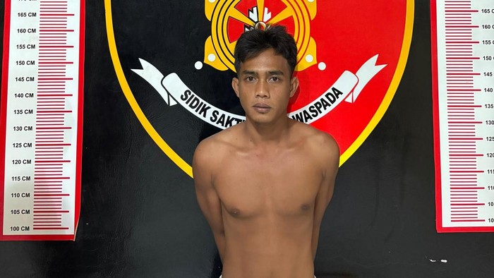 1762688308360-pencuri-motor-1762681776823_169