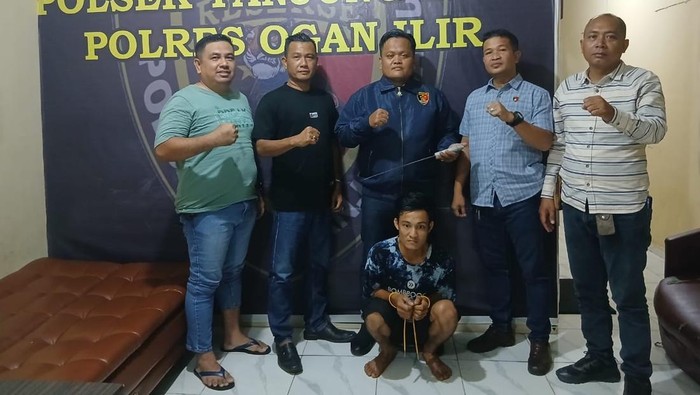 1762926116223-m-sangkut-24-diamankan-polisi-karena-hendak-memperkosa-tetangganya-sendiri-1762864275593_169