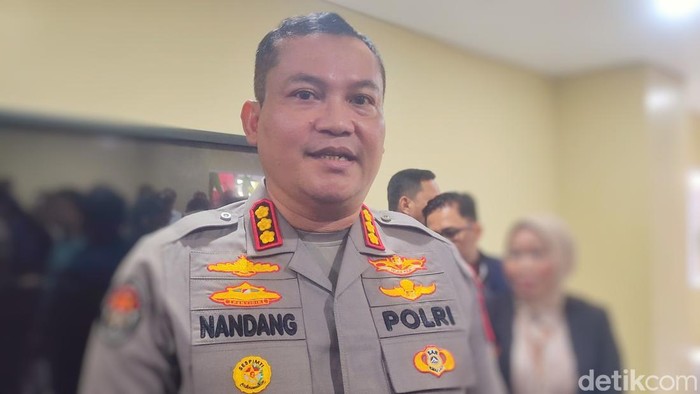 1763055550929-kabid-humas-polda-sumsel-kombes-nandang-mukmin-wijaya-1759303225026_169