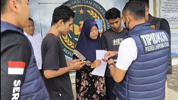 1763141897024-keluar-penjara-ditangkap-1763109589780_169