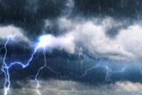 1763162425074-ilustrasi-hujan-petir-1762239904688_169