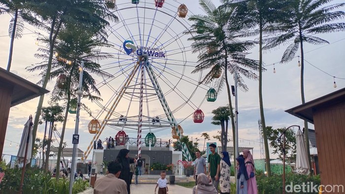 1763185012900-g-walk-salah-satu-wisata-yang-bisa-dikunjungi-di-palembang_169