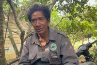 1763206254518-tumengging-sikar-pimpinan-kelompok-orang-rimba-di-desa-mentawak-merangin-1763113538584_169