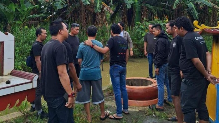 1763271256511-pria-sambas-tembak-residivis-hingga-tewas-karena-marah-anjing-diracun-1763215008541_169