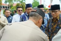 1763292835149-menteri-desa-pembangunan-daerah-tertinggal-dan-transmigrasi-mendes-pdtt-ri-yandri-susanto-kembali-bertandang-ke-bengkulu-1763282154774_169