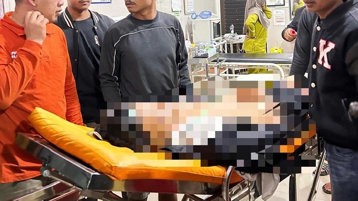 1763358260067-korban-saat-dibawa-ke-rumah-sakit-1763296369275_169