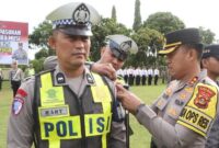 1763379832258-kapolres-banyuasin-akbp-ruri-prastowo-pimpin-apel-gelar-pasukan-operasi-zebra-musi-2025-1763360005743_169