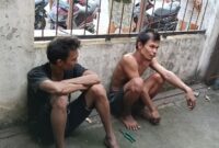 1764241571009-dua-pria-di-palembang-diamankan-usai-kepergok-bobol-rumah-tetangga-1764234205701_169