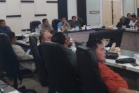 1764435950195-dewan-gelar-rapat-banggar-soal-atasi-krisis-obat-di-rsud-jambi-1764419034366_169