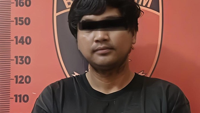 1765105576988-pelaku-penusukan-dua-pelajar-di-oki-berhasil-diamankan-polsek-pedamaran-1765077799101_169