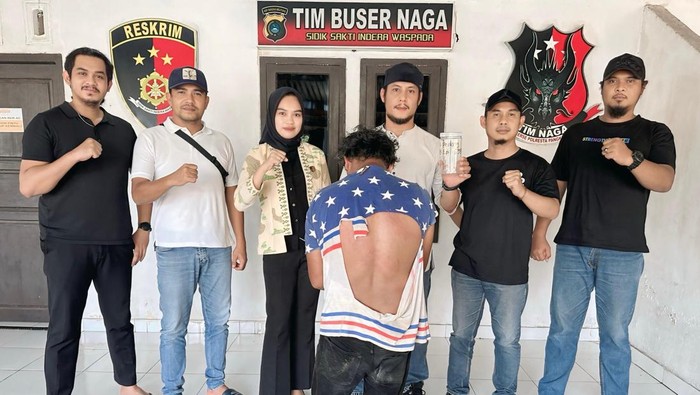 1765170372378-pelaku-penganiayaan-ibu-kandung-di-pangkalpinang-1765111534652_169