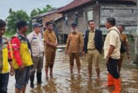1765364756386-banjir-terjadi-di-wilayah-muara-padang-banyuasin-akibat-hujan-dan-air-sungai-pasang-1765343056623_169