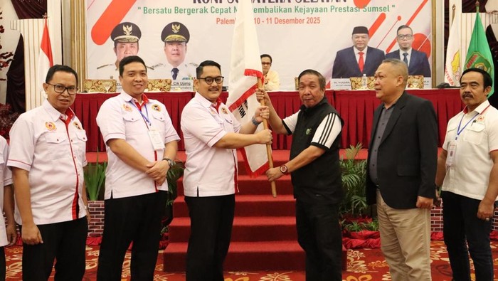 1765472745318-federasi-savate-indonesia-fsi-provinsi-sumatera-selatan-resmi-ditetapkan-sebagai-anggota-koni-sumatera-selatan-1765439826432_169