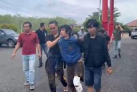 1765623899954-pelaku-pembunuhan-janda-di-empat-lawang-berhasil-ditangkap-usai-buron-7-bulan-1765614027134_169