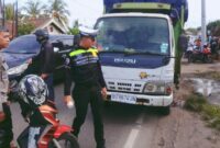 1765775193785-polisi-lakukan-oleh-tkp-kecelakaan-di-muara-enim-1765760503417_169