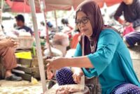 1765796748963-pedagang-ayam-di-palembang-1765788958563_169