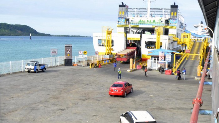 1765861566900-ilustrasi-pelabuhan-bakauheni_169