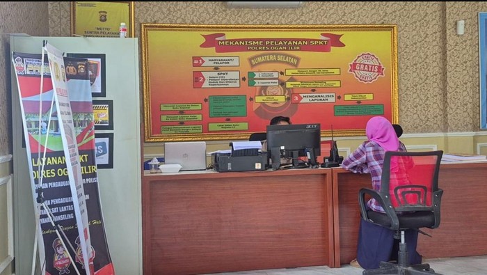 1766034357292-kabid-di-dinas-kominfo-statistik-dan-persandian-kabupaten-ogan-ilir-rully-mulyani-lapor-polisi-1766025540668_169