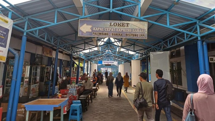 1766099093665-pelabuhan-boom-baru-palembang-stop-layani-penumpang-tujuan-bangka-belitung-1766078699783_169