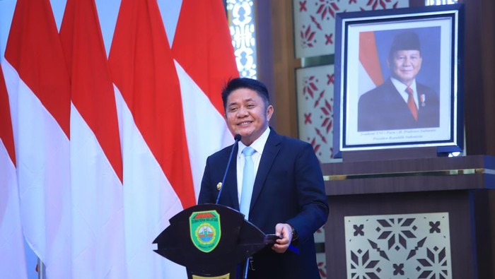 1766207164704-gubernur-sumatera-selatan-herman-deru-1754392199246_169