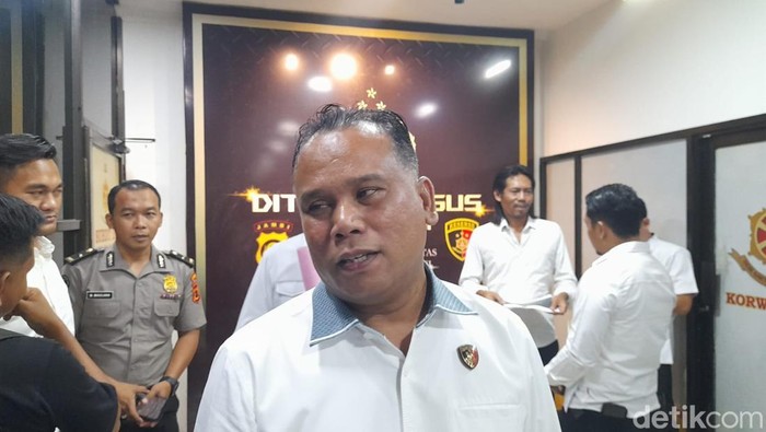 1766552782908-dirreskrimsus-polda-jambi-kombes-taufik-nurmandia-1766494377367_169