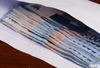 1766639140990-ilustrasi-uang_169