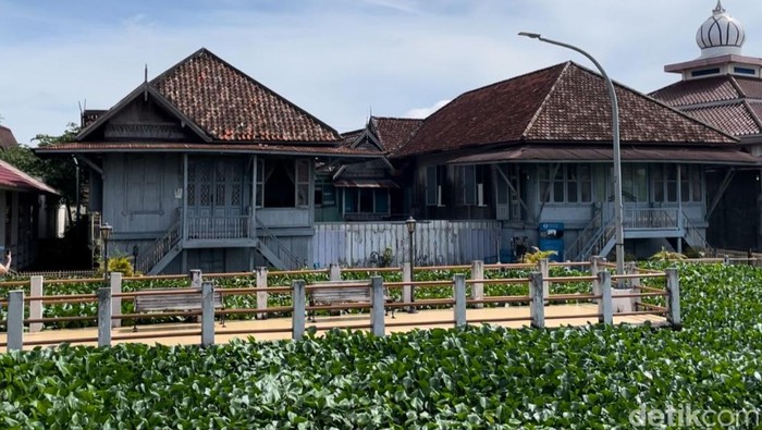 1767092797163-rumah-kembar-tuan-kentang-di-palembang-1767069436031_169