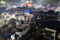 1767222298279-suasana-di-bawah-jembatan-ampera-saat-pergantian-tahun-baru-1767202103450_169