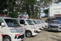 1767719154495-deretan-mobil-ambulans-yang-dibagikan-pemkot-palembang-1767684489608_169
