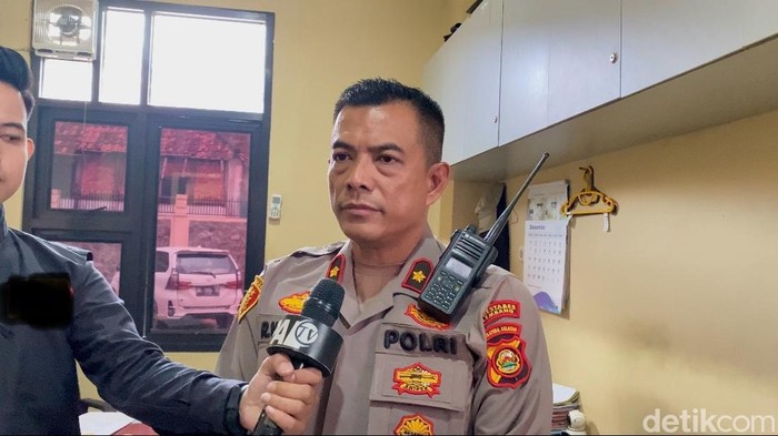 1767783979034-kapolsek-ilir-barat-i-kompol-rifan-wijaya-1767776894431_169