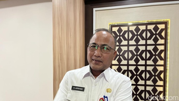 1767956789004-asisten-i-bidang-pemerintahan-dan-kesejahteraan-rakyat-setda-sumsel-apriyadi-1767867717118_169