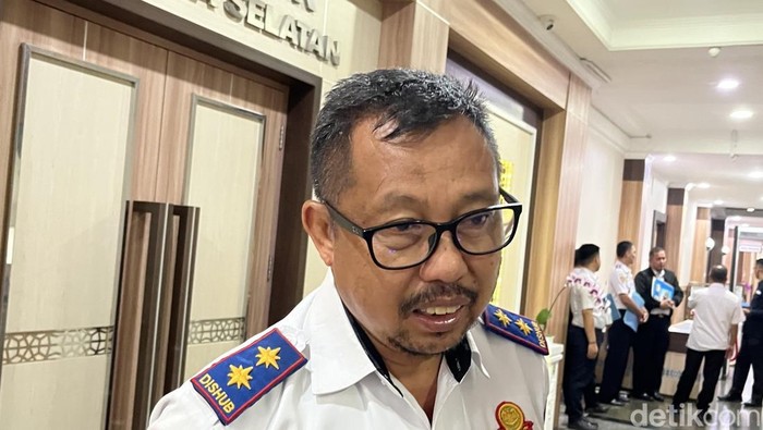 1768021551148-kepala-dinas-perhubungan-sumatera-selatan-aninarsa-js-1767968951356_169