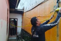 1768043134378-polisi-saat-olah-tkp-pria-diduga-bunuh-diri-di-empat-lawang-1768028984939_169