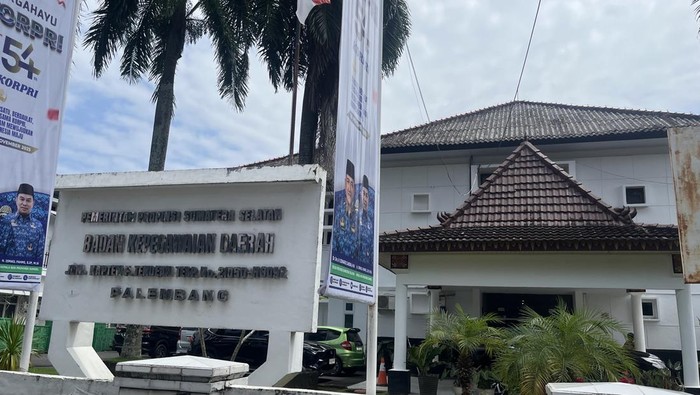 1768280789176-kantor-badan-kepegawaian-daerah-bkd-sumatera-selatan-1768218374926_169