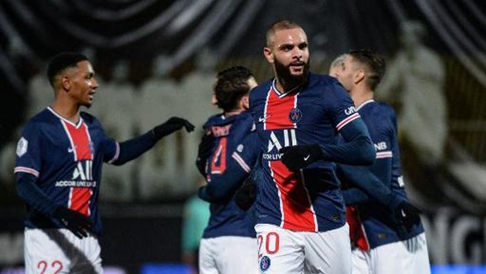 1769403963251-fbl-fra-ligue1-angers-psg_169