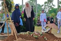 1769447181317-proses-pemakaman-praka-m-kori-di-lampung-timur-1769441270246_169